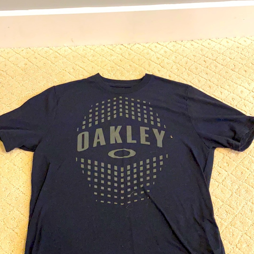 Black Oakley T-Shirt